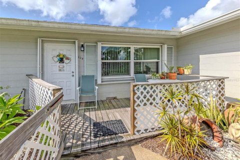 Villa ou maison à vendre à Venice, Floride: 2 chambres, 93.27 m2 № 2291828 - photo 8