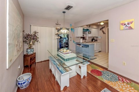 Villa ou maison à vendre à Venice, Floride: 2 chambres, 93.27 m2 № 2291828 - photo 16