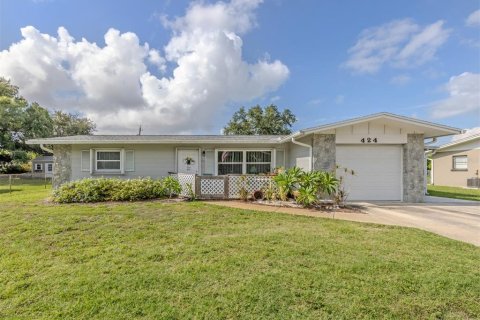 Villa ou maison à vendre à Venice, Floride: 2 chambres, 93.27 m2 № 2291828 - photo 2