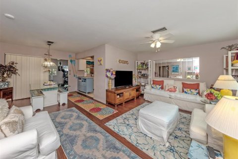 Villa ou maison à vendre à Venice, Floride: 2 chambres, 93.27 m2 № 2291828 - photo 13