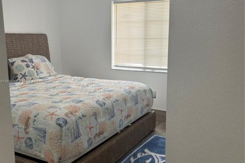 Villa ou maison à vendre à Cutler Bay, Floride: 3 chambres, 141.12 m2 № 1947344 - photo 6