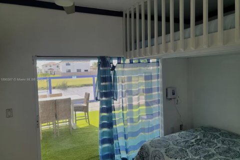 Villa ou maison à vendre à Cutler Bay, Floride: 3 chambres, 141.12 m2 № 1947344 - photo 26