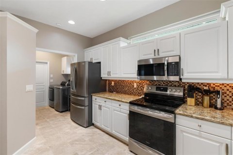 Villa ou maison à louer à Sarasota, Floride: 4 chambres, 183.48 m2 № 1832582 - photo 18