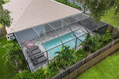 Villa ou maison à louer à Sarasota, Floride: 4 chambres, 183.48 m2 № 1832582 - photo 2