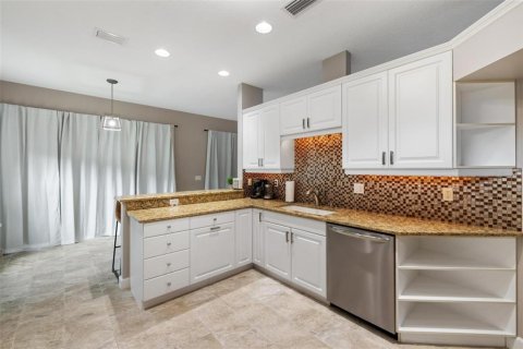 Villa ou maison à louer à Sarasota, Floride: 4 chambres, 183.48 m2 № 1832582 - photo 21