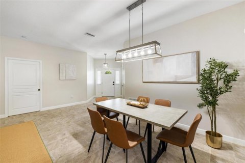 Villa ou maison à louer à Sarasota, Floride: 4 chambres, 183.48 m2 № 1832582 - photo 4