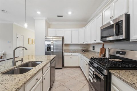 House in Punta Gorda, Florida 4 bedrooms, 188.31 sq.m. № 1917047 - photo 11