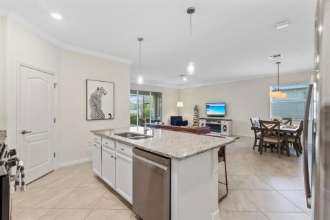 House in Punta Gorda, Florida 4 bedrooms, 188.31 sq.m. № 1917047 - photo 10