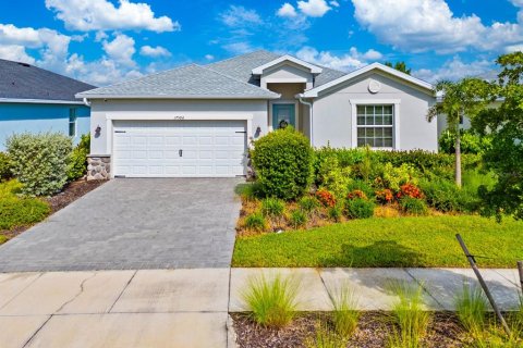House in Punta Gorda, Florida 4 bedrooms, 188.31 sq.m. № 1917047 - photo 1