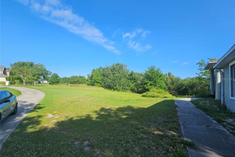 House in Kissimmee, Florida 1 bedroom, 5.57 sq.m. № 1629356 - photo 2