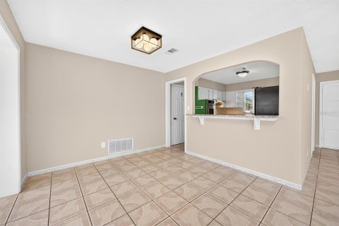 Villa ou maison à vendre à Orlando, Floride: 3 chambres, 139.82 m2 № 2436681 - photo 24