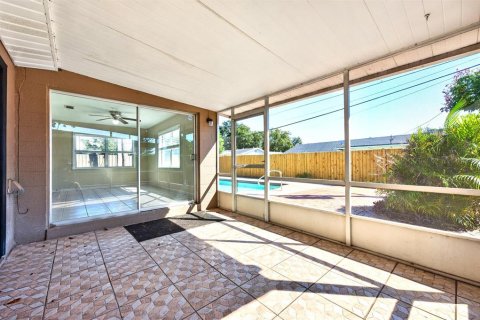 Villa ou maison à vendre à Orlando, Floride: 3 chambres, 139.82 m2 № 2436681 - photo 16