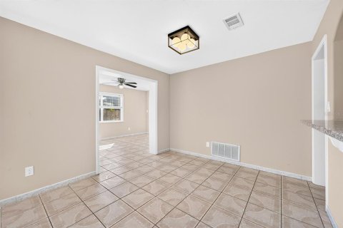 Villa ou maison à vendre à Orlando, Floride: 3 chambres, 139.82 m2 № 2436681 - photo 25
