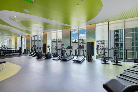 Снять в аренду кондоминиум в Майами, Флорида 2 спальни, 87.7м2, № 2063428 - фото 23