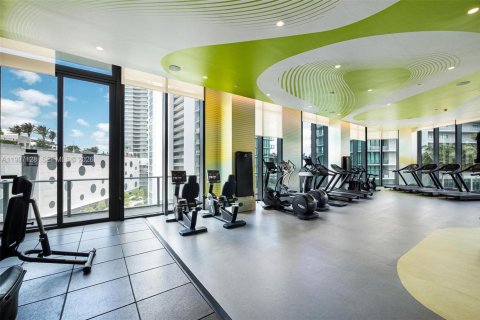 Снять в аренду кондоминиум в Майами, Флорида 2 спальни, 87.7м2, № 2063428 - фото 24