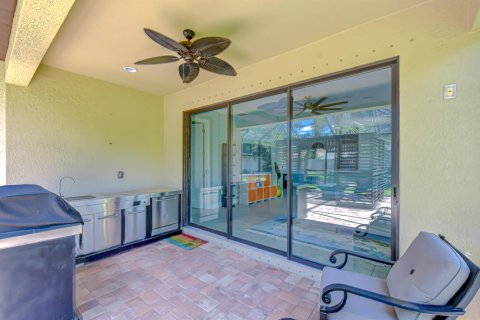 Casa en venta en Tampa, Florida, 3 dormitorios, 155.89 m2 № 2261277 - foto 30