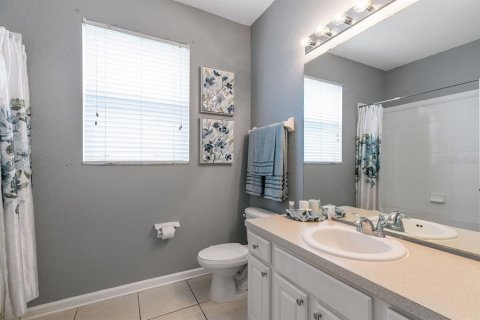 House in Kissimmee, Florida 6 bedrooms, 261.24 sq.m. № 1769396 - photo 19