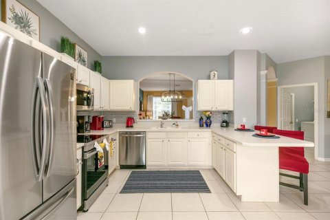House in Kissimmee, Florida 6 bedrooms, 261.24 sq.m. № 1769396 - photo 6