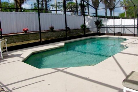House in Kissimmee, Florida 6 bedrooms, 325.16 sq.m. № 1827255 - photo 3