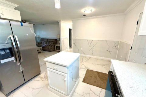 Villa ou maison à vendre à Kissimmee, Floride: 3 chambres, 90.3 m2 № 2149164 - photo 5