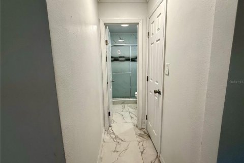 Villa ou maison à vendre à Kissimmee, Floride: 3 chambres, 90.3 m2 № 2149164 - photo 11