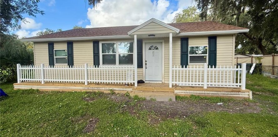 Villa ou maison à Kissimmee, Floride 3 chambres, 90.3 m2 № 2149164