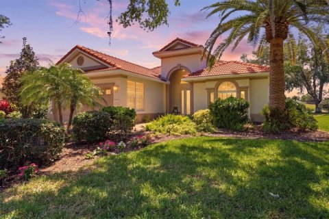 Villa ou maison à University Park, Floride 3 chambres, 179.12 m2 № 2139474