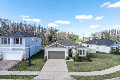 Villa ou maison à louer à Zephyrhills, Floride: 4 chambres, 184.23 m2 № 2429108 - photo 30