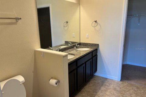 Touwnhouse à vendre à Howey-in-the-Hills, Floride: 3 chambres, 143.81 m2 № 2398381 - photo 8