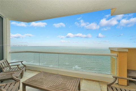 Copropriété à vendre à Sunny Isles Beach, Floride: 3 chambres, 205.69 m2 № 1502664 - photo 27