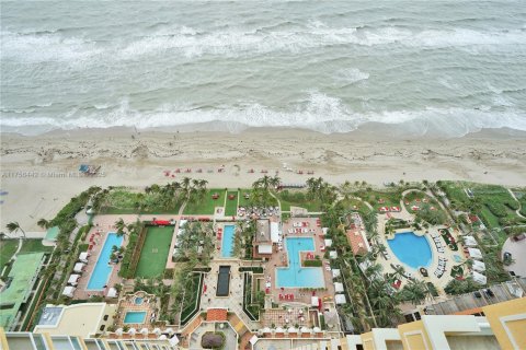 Copropriété à vendre à Sunny Isles Beach, Floride: 3 chambres, 205.69 m2 № 1502664 - photo 29