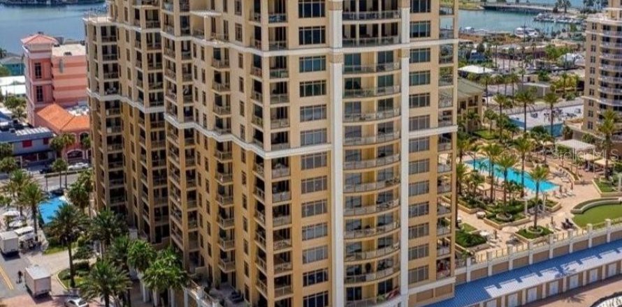 Condo à Clearwater, Floride, 3 chambres  № 2150933