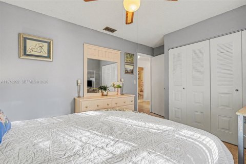 House in Palm Bay, Florida 3 bedrooms № 2043115 - photo 19