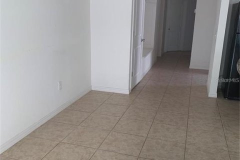 Villa ou maison à louer à Lakeland, Floride: 3 chambres, 128.21 m2 № 2102707 - photo 4