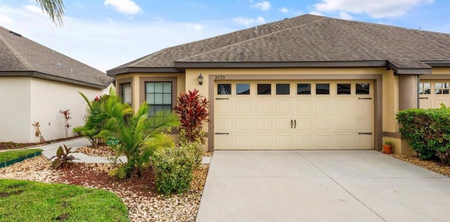 Villa ou maison à Lakeland, Floride 3 chambres, 128.21 m2 № 2102707