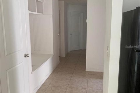 Villa ou maison à louer à Lakeland, Floride: 3 chambres, 128.21 m2 № 2102707 - photo 3
