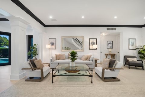 House in Fort Lauderdale, Florida 7 bedrooms, 472.5 sq.m. № 2083239 - photo 8