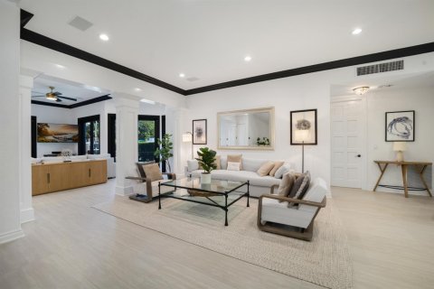 House in Fort Lauderdale, Florida 7 bedrooms, 472.5 sq.m. № 2083239 - photo 7