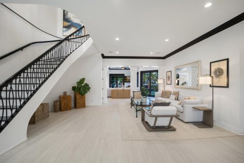 House in Fort Lauderdale, Florida 7 bedrooms, 472.5 sq.m. № 2083239 - photo 5