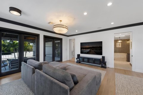 House in Fort Lauderdale, Florida 7 bedrooms, 472.5 sq.m. № 2083239 - photo 22