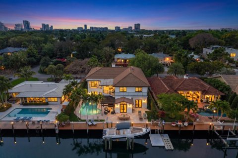 House in Fort Lauderdale, Florida 7 bedrooms, 472.5 sq.m. № 2083239 - photo 3