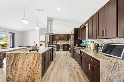 Купить виллу или дом в Делтона, Флорида 9 комнат, 186.08м2, № 2347778 - фото 13