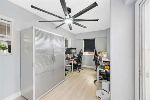 Купить виллу или дом в Делтона, Флорида 9 комнат, 186.08м2, № 2347778 - фото 27