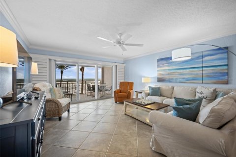 Condo in New Smyrna Beach, Florida, 2 bedrooms  № 1816873 - photo 14