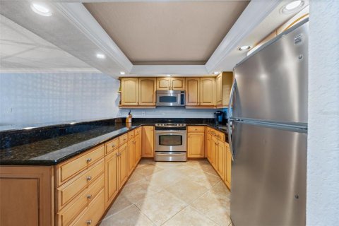 Condo in New Smyrna Beach, Florida, 2 bedrooms  № 1816873 - photo 4