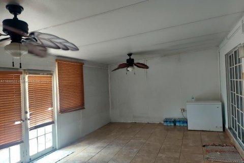 Купить виллу или дом в Катлер-Бей, Флорида 3 спальни, 108.32м2, № 1979982 - фото 14