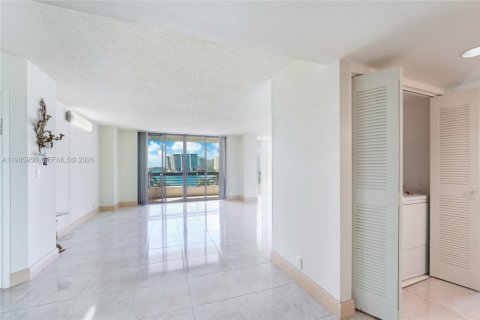 Купить кондоминиум в Авентура, Флорида 2 спальни, 126.44м2, № 2049074 - фото 6