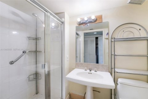 Купить кондоминиум в Авентура, Флорида 2 спальни, 126.44м2, № 2049074 - фото 14