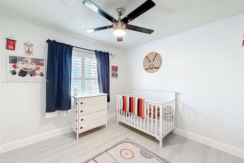 House in Miramar, Florida 4 bedrooms, 137.22 sq.m. № 2004111 - photo 21