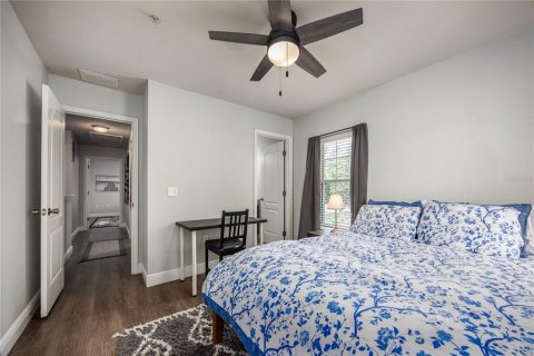 Condo in Gainesville, Florida, 2 bedrooms  № 1666046 - photo 5
